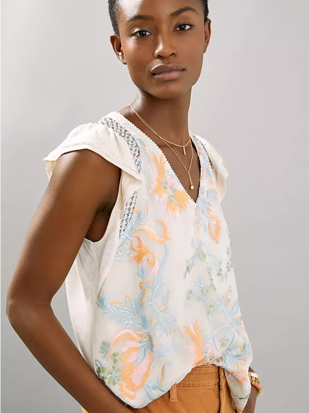 Anthropologie Tiny Frieda Cream Embroidered V-Neck Top Size S